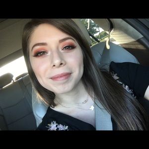 Meet your Posher, Jessica